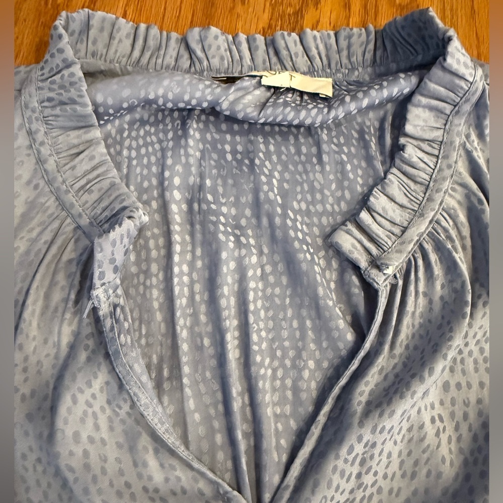 LOFT women’s Blue silky patterned blouse with ruffle details - L